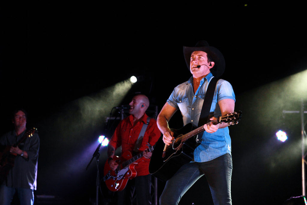 ROCK OUT: Lee Kernaghan and Wolfe Brothers light up the stage at the Moncrieff Theatre on the Beautiful Noise Tour.
Photo: Zach Hogg / NewsMail ROCK OUT: Lee Kernaghan and Wolfe Brothers light up the stage at the Moncrieff Theatre on the Beautiful Noise Tour.
Photo: Zach Hogg / NewsMail