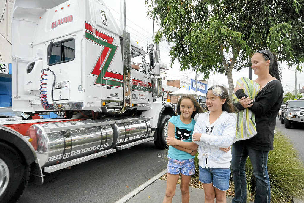 CLOSE ENCOUNTER: Kalani, 6, Xailyn, 8, and mum Till Ellis all of Casino checking out the truck cavalcade down Centre Street at the Casino Truck Show on Saturday. CLOSE ENCOUNTER: Kalani, 6, Xailyn, 8, and mum Till Ellis all of Casino checking out the truck cavalcade down Centre Street at the Casino Truck Show on Saturday.