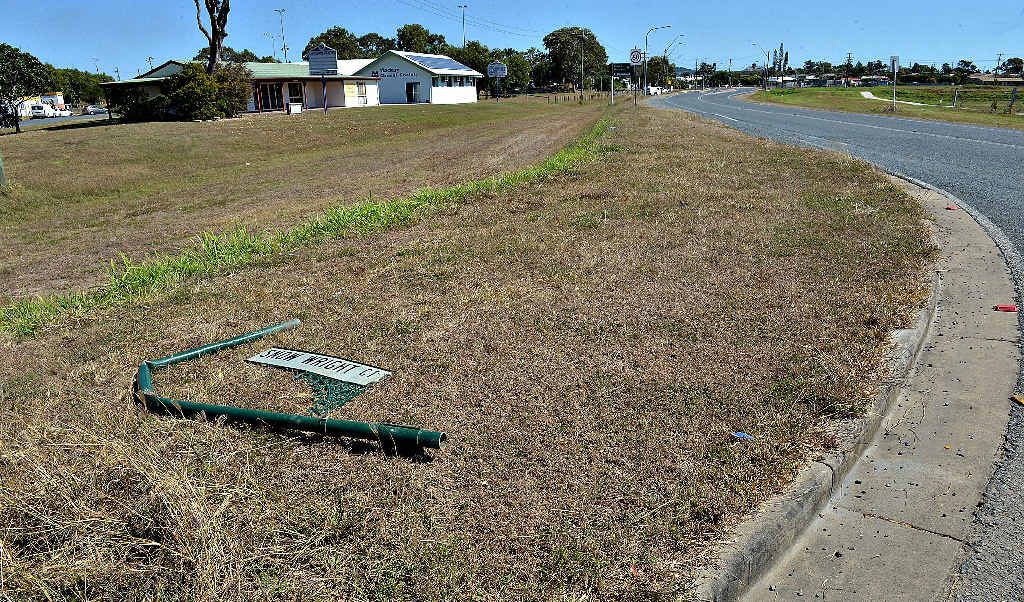 The fatal crash occurred at the intersection of Beaconsfield Rd and Snow Wright Crt. The fatal crash occurred at the intersection of Beaconsfield Rd and Snow Wright Crt.