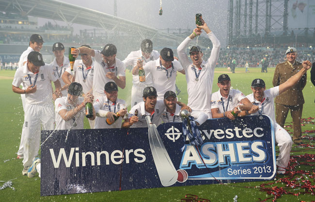The England team celebrate winning the Ashes during day five of the 5th Investec Ashes Test match between England and Australia at the Kia Oval on August 25, 2013 in London, England. The England team celebrate winning the Ashes during day five of the 5th Investec Ashes Test match between England and Australia at the Kia Oval on August 25, 2013 in London, England.