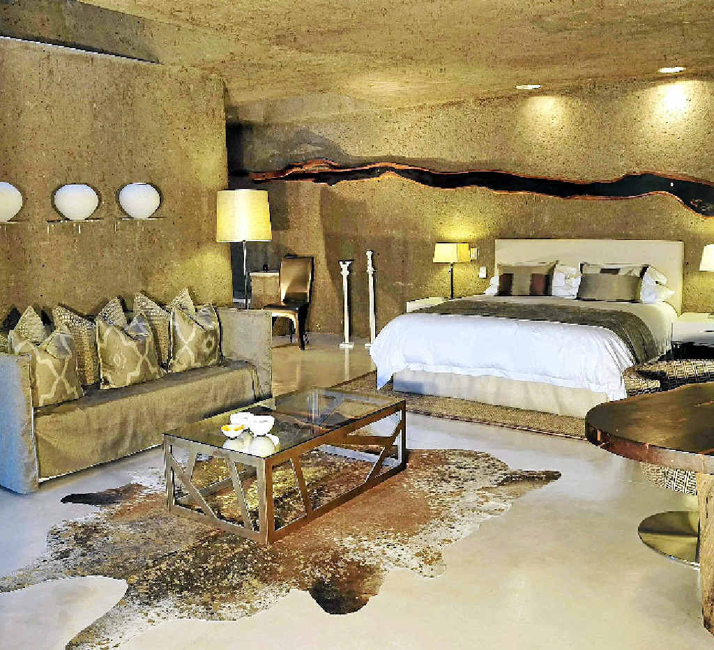 Vast-sized guest suite at Sabi Sabi Private Game Reserve. Vast-sized guest suite at Sabi Sabi Private Game Reserve.