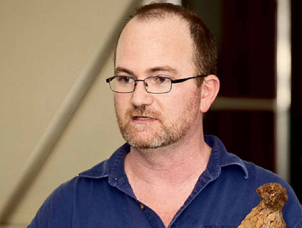 Dr Scott Hocknull makes a presentation to Nebo State School in 2012. Dr Scott Hocknull makes a presentation to Nebo State School in 2012.