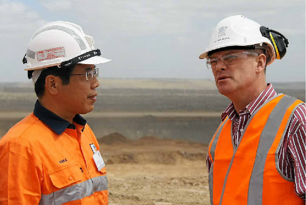 Mitsubishi executive Kanji Nishiura with Premier Campbell Newman at Daunia Mine. Mitsubishi executive Kanji Nishiura with Premier Campbell Newman at Daunia Mine.