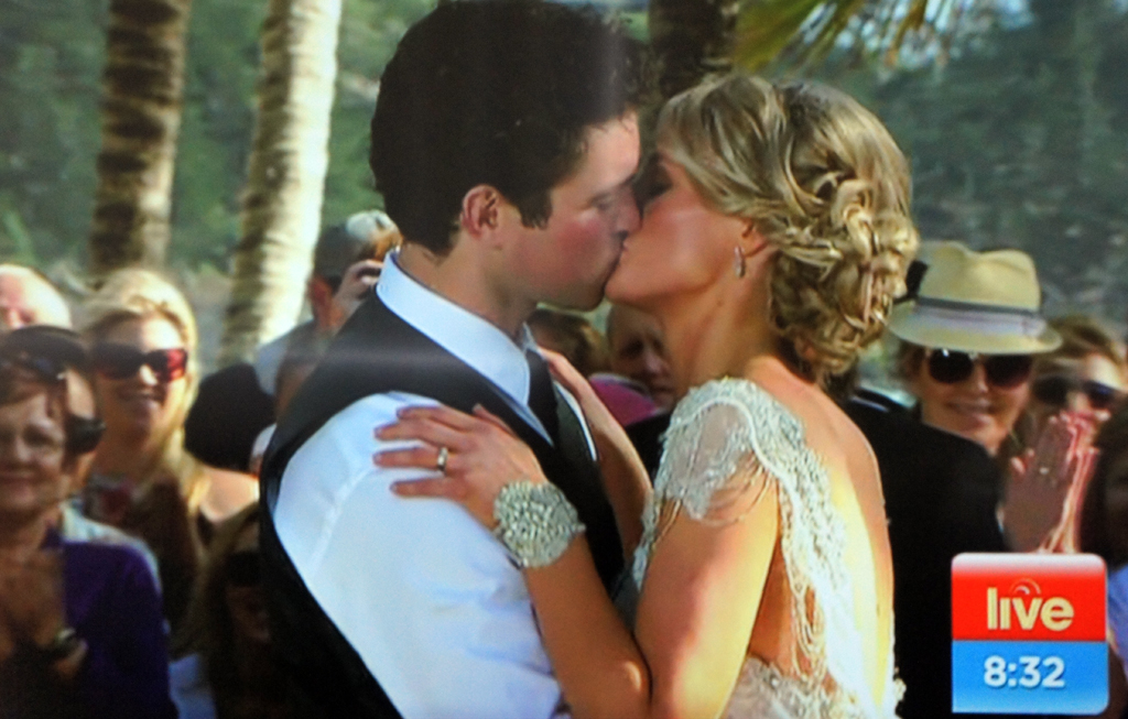 Brett Fowler and Tenae House tied the knot on Sunrise this morning. Brett Fowler and Tenae House tied the knot on Sunrise this morning.