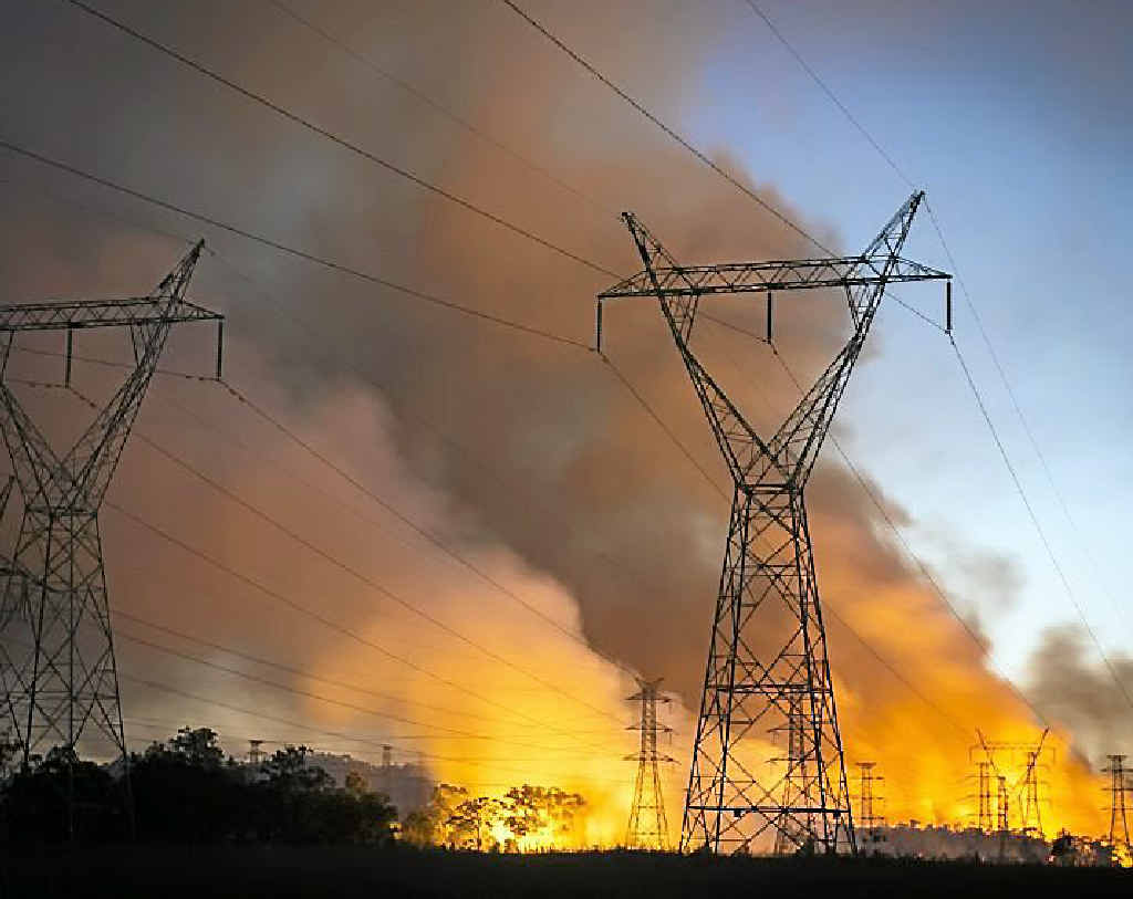 The fire on Black Harry Island, surrounding the Calliope River Substation. The fire on Black Harry Island, surrounding the Calliope River Substation.