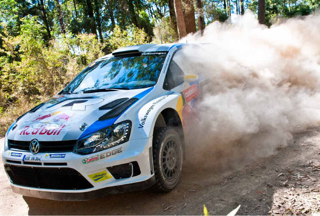 Andreas Mikkelsen stirs up the dust during the 2013 Gaudron's stage. Andreas Mikkelsen stirs up the dust during the 2013 Gaudron's stage.