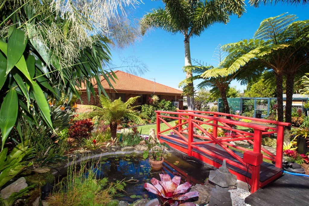 The Tarry’s winning garden at Timbertops Drive, Diggers Beach. Photo: Trevor Veale / Coffs Coast Advocate The Tarry’s winning garden at Timbertops Drive, Diggers Beach. Photo: Trevor Veale / Coffs Coast Advocate
