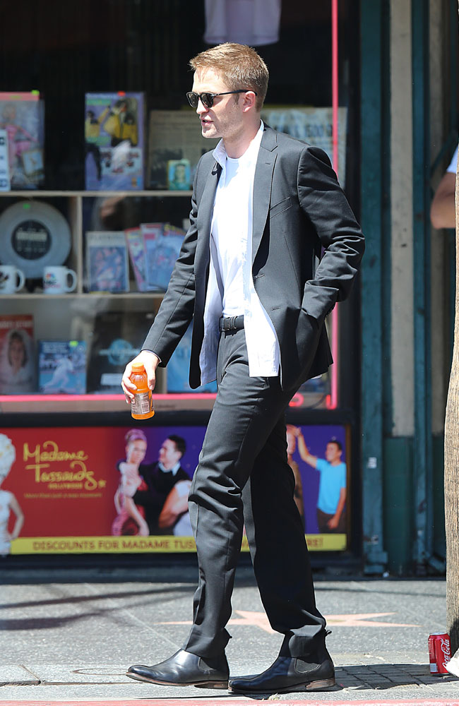 Robert Pattinson Robert Pattinson