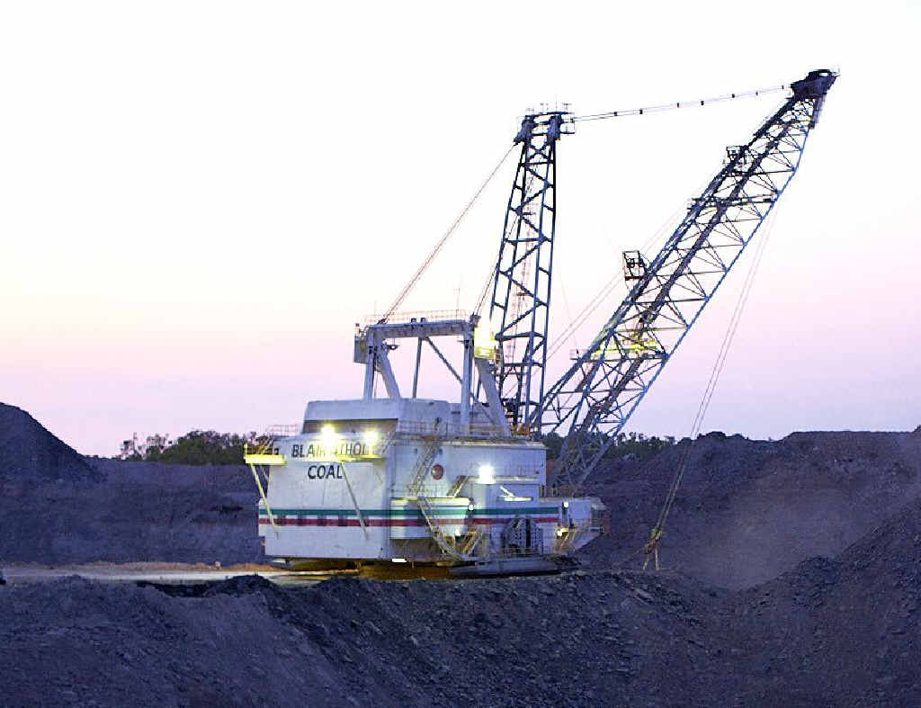 NEW LINC TO FUTURE: Blair Athol coal mine, once the pride of the Bowen Basin thermal deposits, is set to re-open under new ownership. NEW LINC TO FUTURE: Blair Athol coal mine, once the pride of the Bowen Basin thermal deposits, is set to re-open under new ownership.