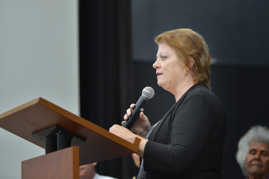 Member for Gladstone Liz Cunningham. Member for Gladstone Liz Cunningham.