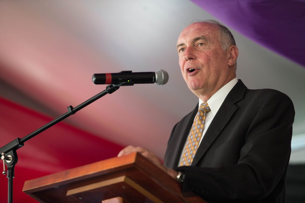 Deputy Prime Minister Warren Truss talks at Segra conference at Pacific bay resort. Deputy Prime Minister Warren Truss talks at Segra conference at Pacific bay resort.