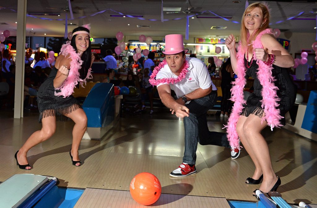 Corinne Robson, Christian Petersen and Kerry Horn at the Coolangatta Tweed tenpin for Pinks bowls night. Corinne Robson, Christian Petersen and Kerry Horn at the Coolangatta Tweed tenpin for Pinks bowls night.