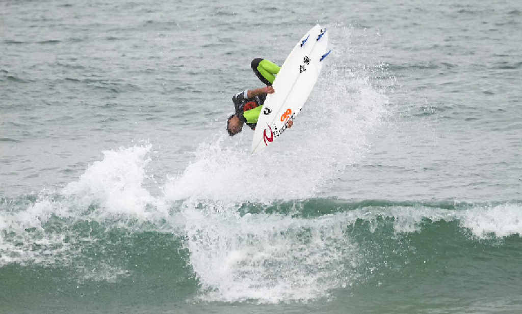 FLIP SIDE: Gabriel Medina is the standout so far at the Billabong Pro at Cascais, Portugal. FLIP SIDE: Gabriel Medina is the standout so far at the Billabong Pro at Cascais, Portugal.