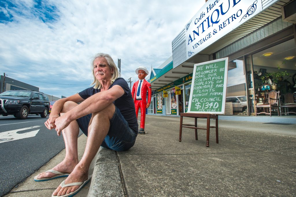 Coffs Harbour Antiques is no longer allowed to put its display on footpath. Baden Lang with the judge. Coffs Harbour Antiques is no longer allowed to put its display on footpath. Baden Lang with the judge.