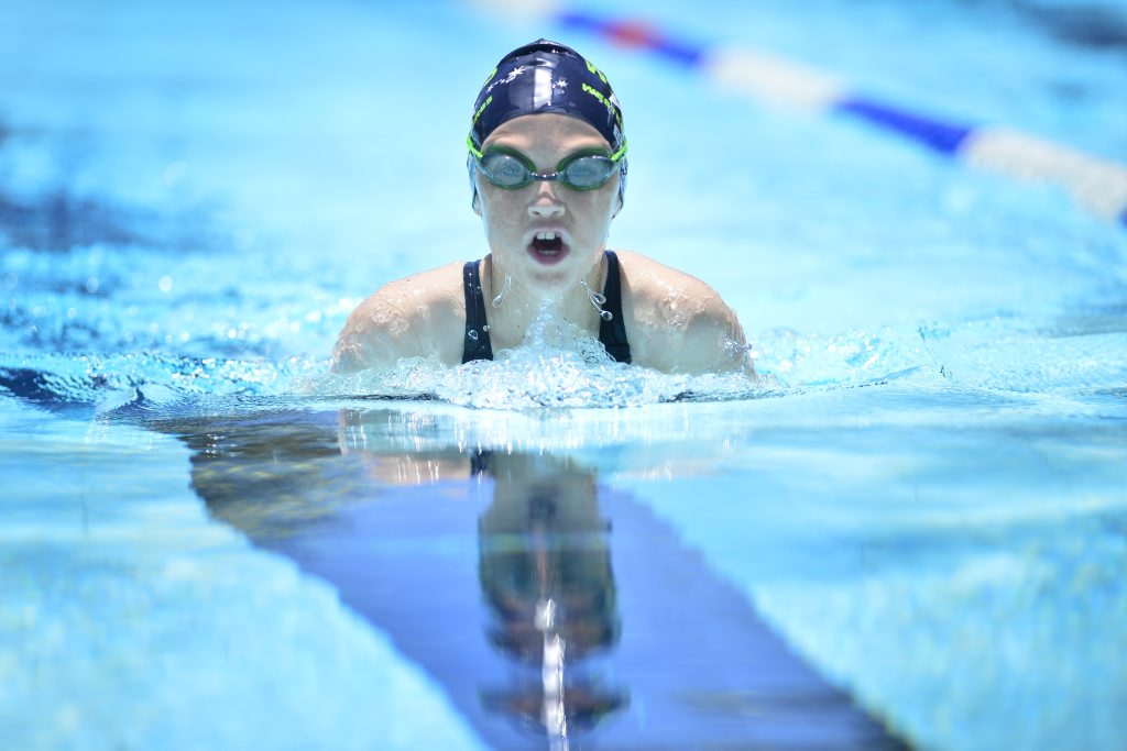 Ella Craig competing in the girls 12 and under 50 LC metre breaststroke. Ella Craig competing in the girls 12 and under 50 LC metre breaststroke.