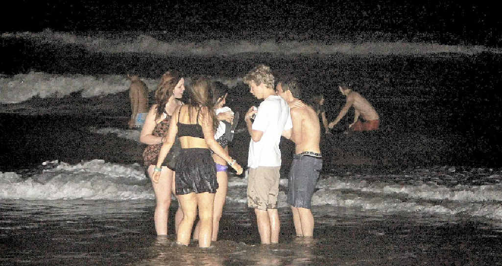 PLAYING IT SAFE: Byron Bay schoolies cooling off. PLAYING IT SAFE: Byron Bay schoolies cooling off.