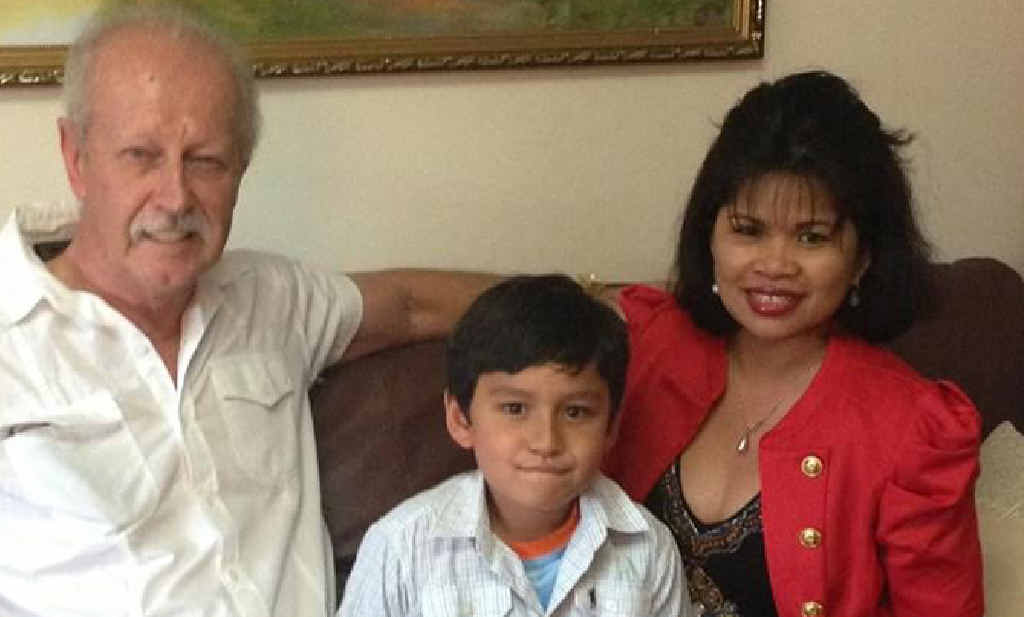 Gordon, Ronaldo and Thelma Harvey have been holidaying in the Philippines. Gordon, Ronaldo and Thelma Harvey have been holidaying in the Philippines.