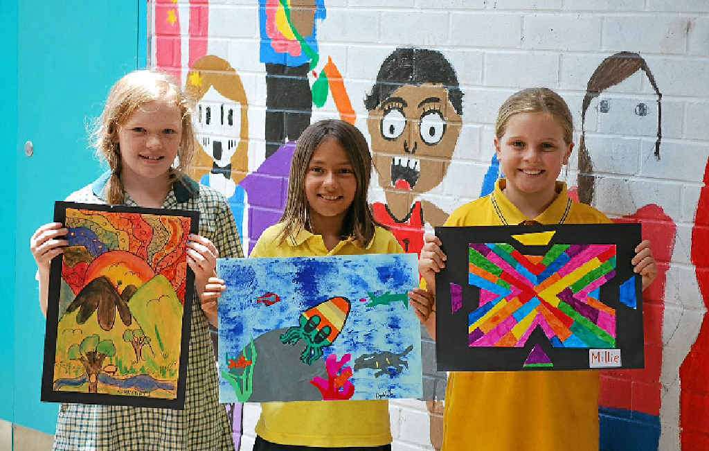 SHOW STOPPERS: Bangalow Primary School Year 4 students (from left) Summer Bannerman, Delilah Hatch and Millie Crabtree with their art entries for this year’s Bangalow Show. SHOW STOPPERS: Bangalow Primary School Year 4 students (from left) Summer Bannerman, Delilah Hatch and Millie Crabtree with their art entries for this year’s Bangalow Show.