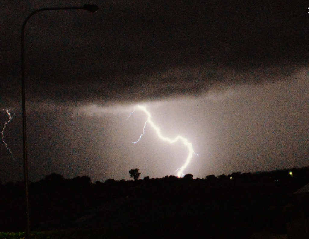 A lightning show at Lightning St, Calliope. A lightning show at Lightning St, Calliope.