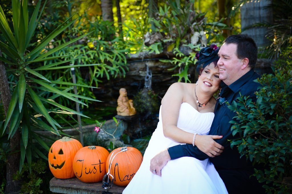 Graham Cowley and Sonia Pattenden were married on November 2, 2013. Graham Cowley and Sonia Pattenden were married on November 2, 2013.