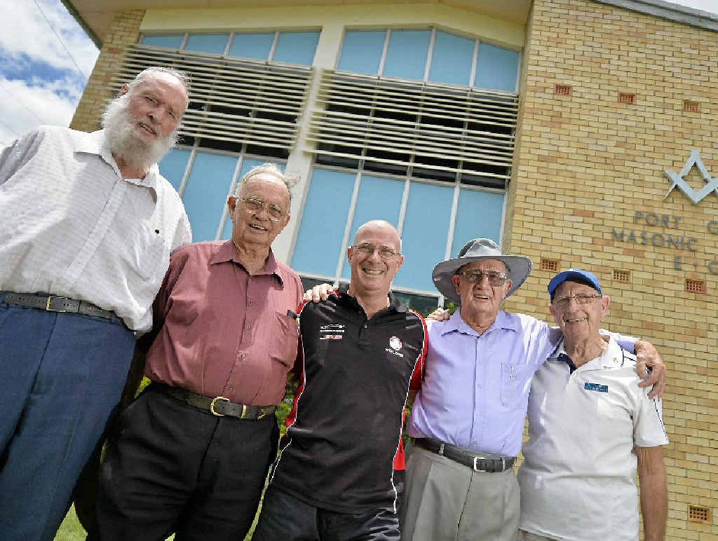 DONATION: Masons (from left) Graham McLachlan, Harold Harvey, Gladstone Diabetes Association’s Brian Wilkie, Alan Currey and Athol Bartlett. DONATION: Masons (from left) Graham McLachlan, Harold Harvey, Gladstone Diabetes Association’s Brian Wilkie, Alan Currey and Athol Bartlett.