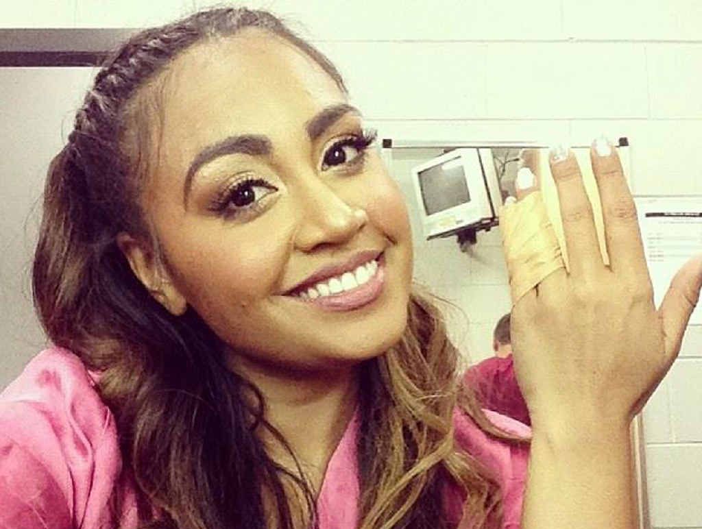 Singer Jessica Mauboy posted this photograph on her social media sites after her Rockhampton gig at the Pilbeam Theatre. She's showing off her sprained finger. Singer Jessica Mauboy posted this photograph on her social media sites after her Rockhampton gig at the Pilbeam Theatre. She's showing off her sprained finger.