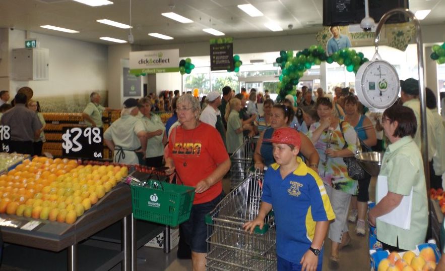 Some of the new Maryborough Woolworths first customers. Some of the new Maryborough Woolworths first customers.