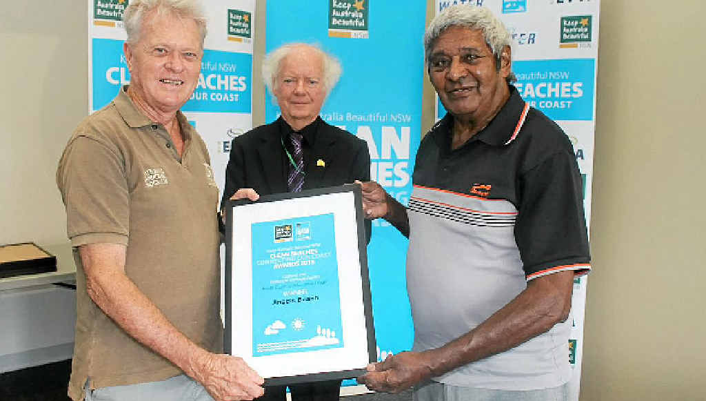 AWARD: (From left) Ballina Coastcare’s Lee Andresen, Ballina Mayor David Wright and Uncle Doug Anderson. AWARD: (From left) Ballina Coastcare’s Lee Andresen, Ballina Mayor David Wright and Uncle Doug Anderson.