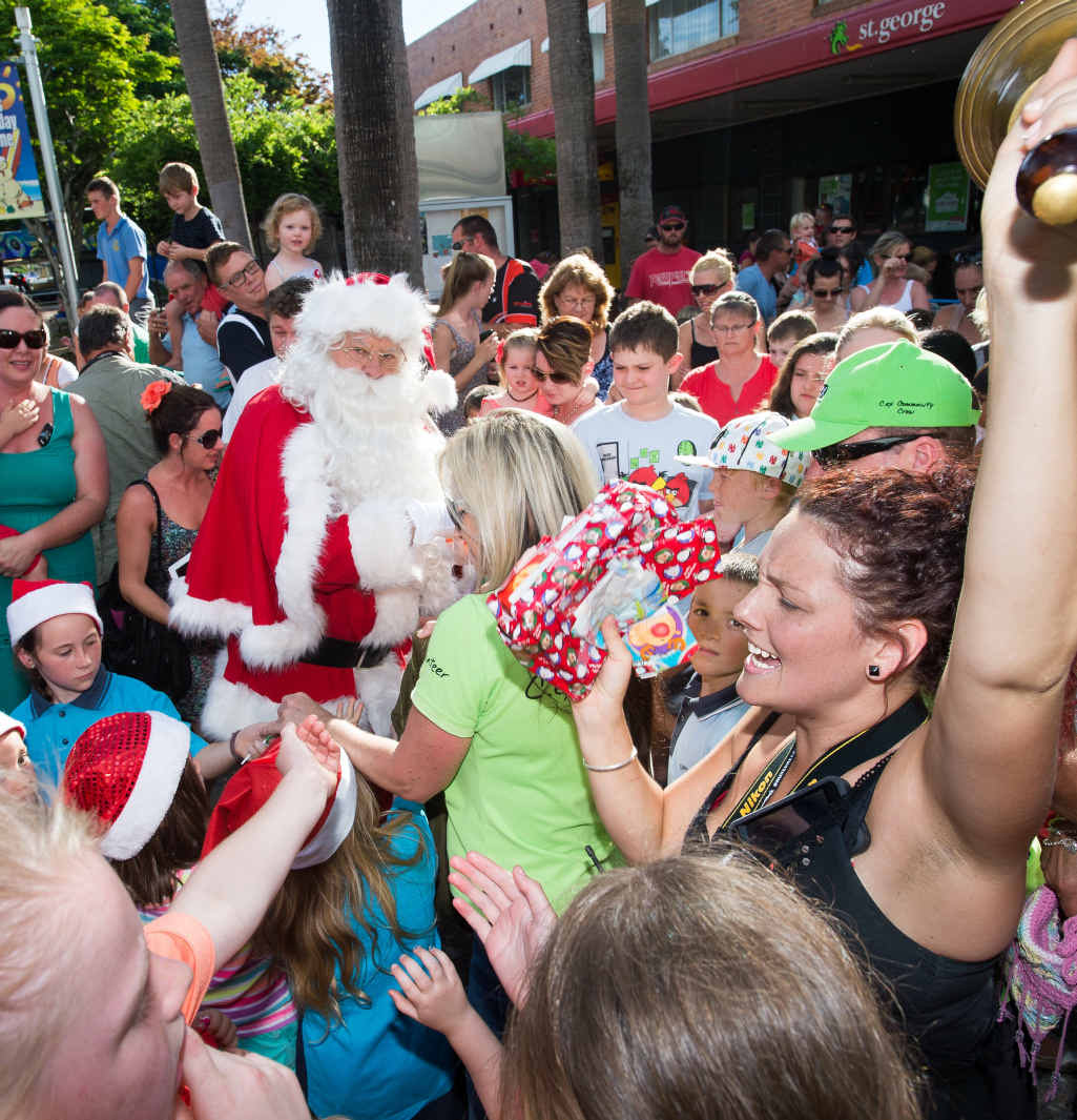 MERRY EVENT: Santa arrives in Coffs City Mall – reindeers and all. MERRY EVENT: Santa arrives in Coffs City Mall – reindeers and all.