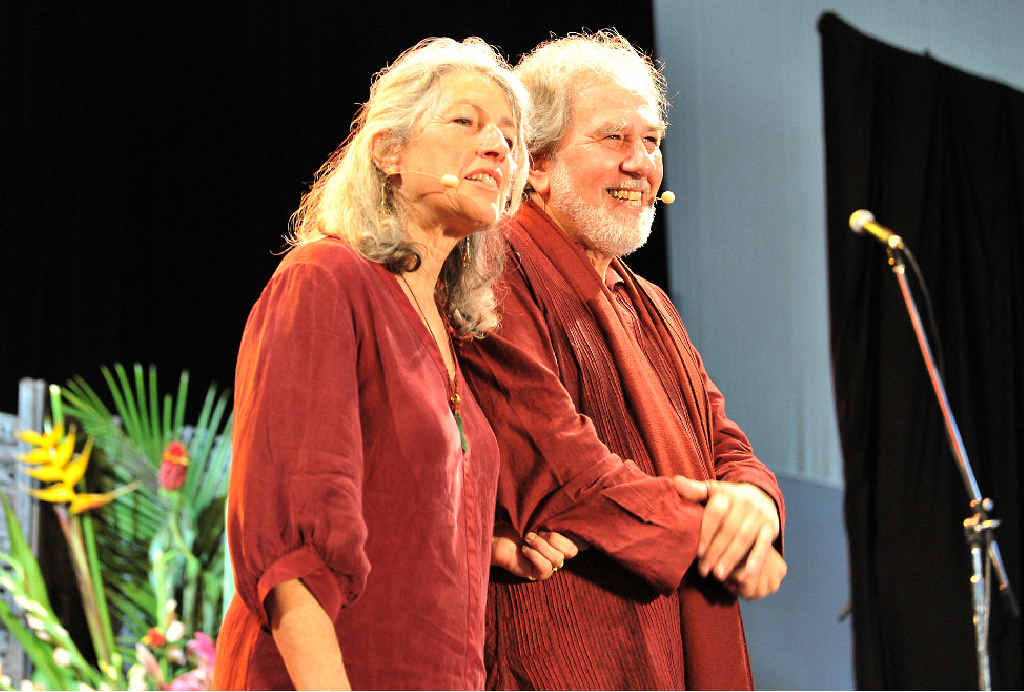 BIOLOGY RULES: Bruce Lipton and Margaret Horton discuss The Honeymoon effect. BIOLOGY RULES: Bruce Lipton and Margaret Horton discuss The Honeymoon effect.