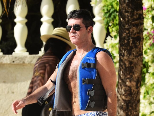 Simon Cowell may be planning a secret wedding Simon Cowell may be planning a secret wedding