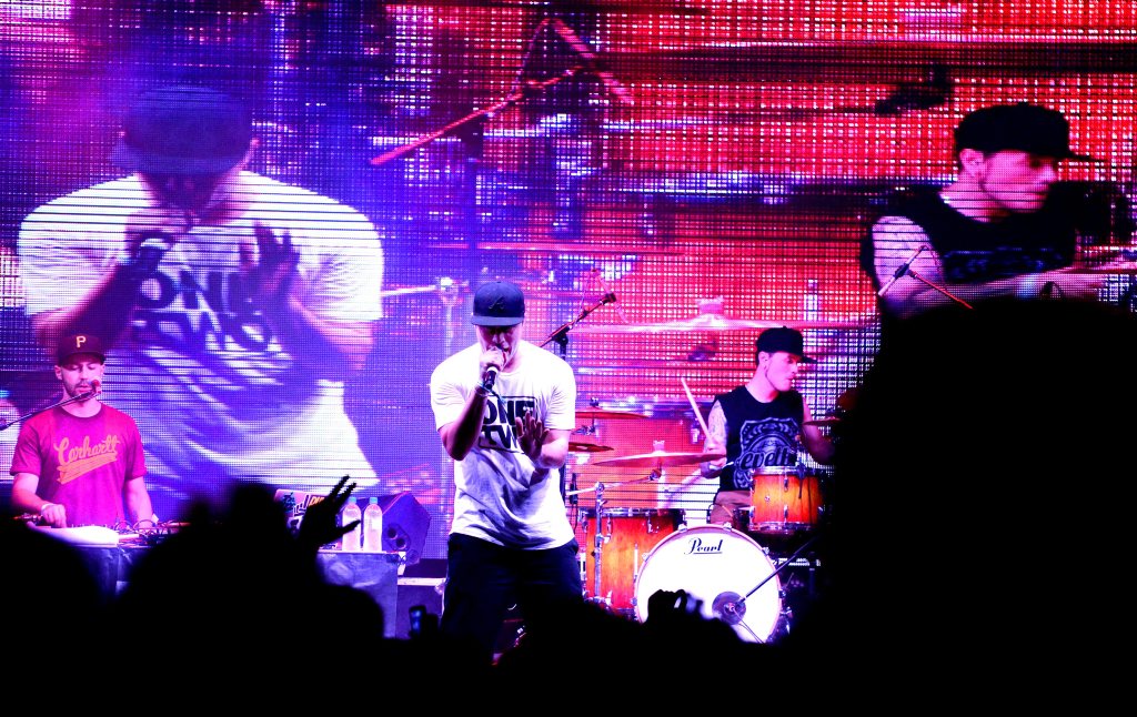 Illy performing at the Oxford Street Party - 2013 Photo Sharyn O'Neill / The Morning Bulletin