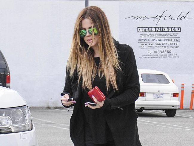 Khloe Kardashian is selling the home she lived in with her husband, Lamar Odom, with whom she recently split up with. Khloe Kardashian is selling the home she lived in with her husband, Lamar Odom, with whom she recently split up with.