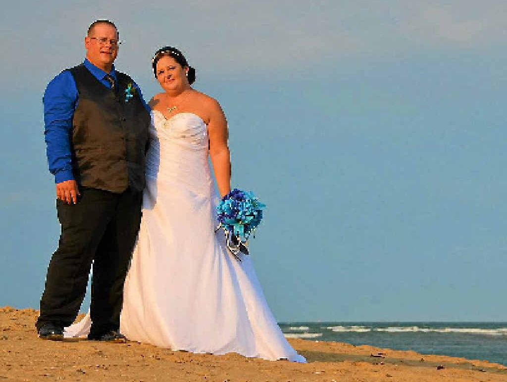 BEAUTIFUL CEREMONY: Katrina Hansen and Adam McKeown were married in a beautiful beachside ceremony. BEAUTIFUL CEREMONY: Katrina Hansen and Adam McKeown were married in a beautiful beachside ceremony.