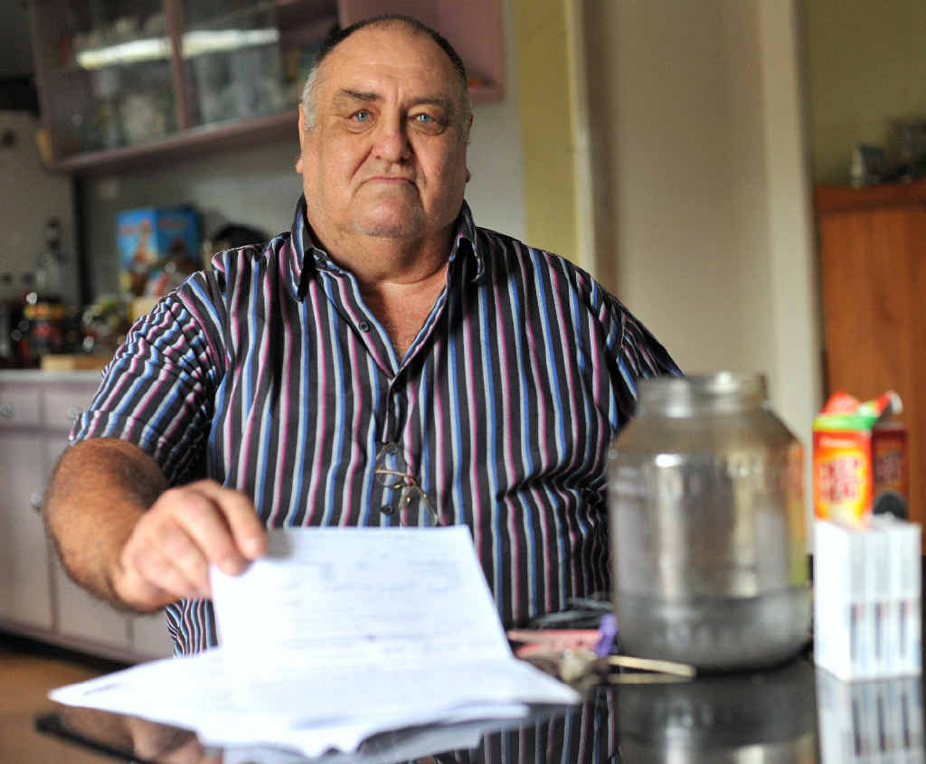20 YEARS OF PAIN: Robert Sears has lost faith in the health system after a diagnosis of lyme disease in 1993. 20 YEARS OF PAIN: Robert Sears has lost faith in the health system after a diagnosis of lyme disease in 1993.