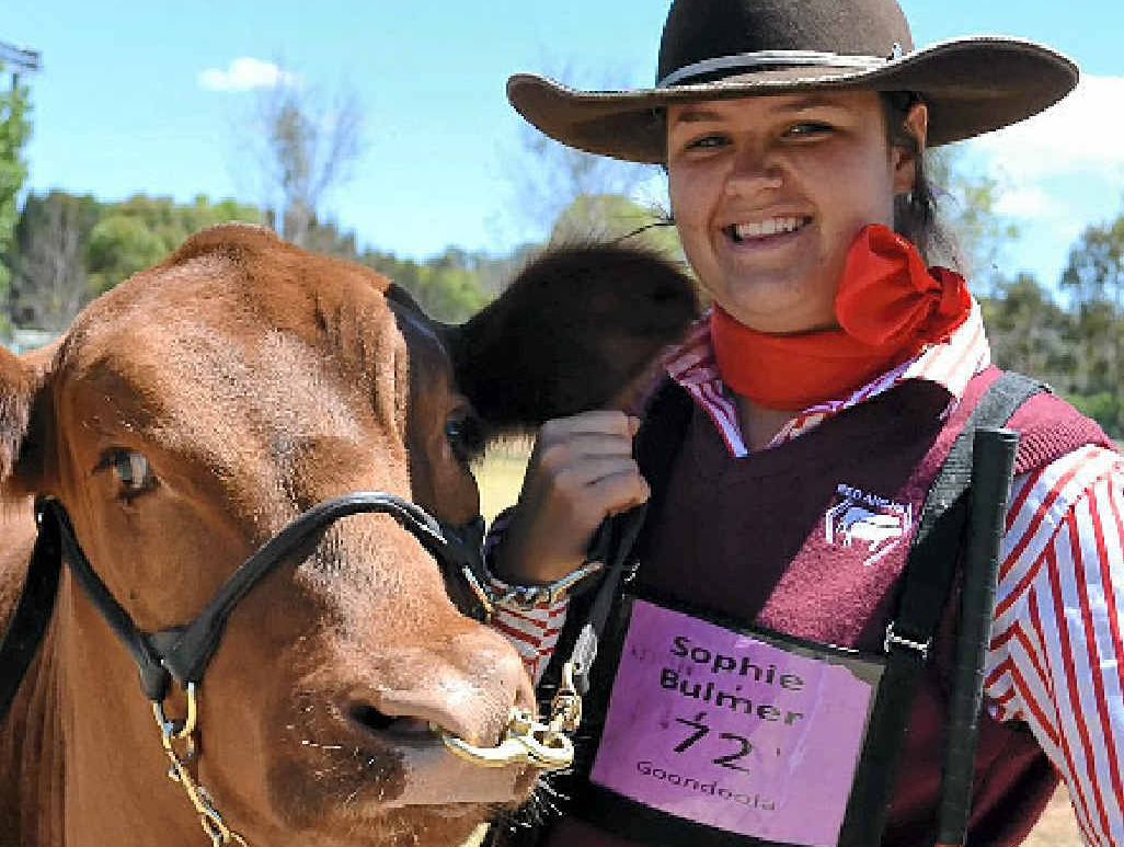 PROUD OWNER: Sophie Bulmer, of Kyogle, with Triple M Morojitti at the Angus Youth National Roundup. PROUD OWNER: Sophie Bulmer, of Kyogle, with Triple M Morojitti at the Angus Youth National Roundup.