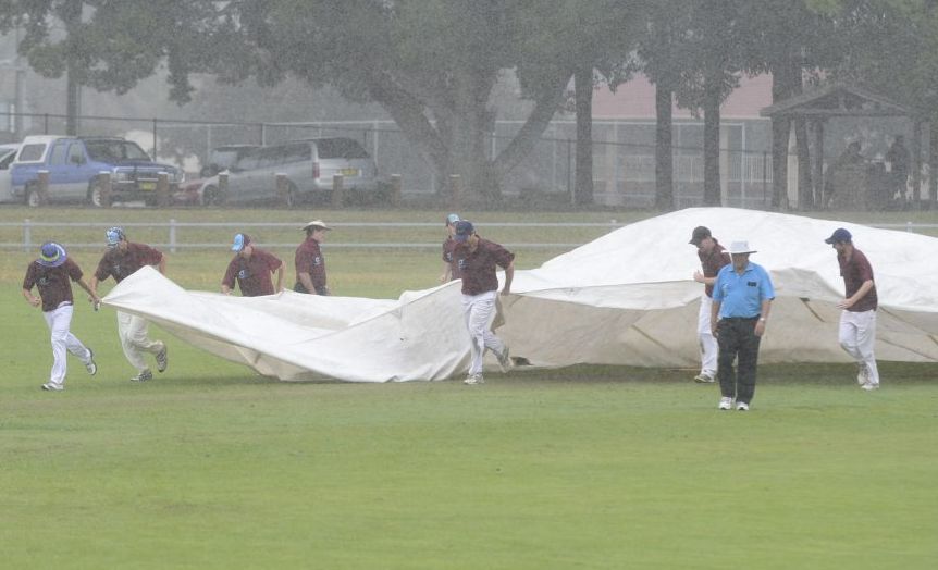 Covers wee needed for the first time in a while at the home of Bundaberg cricket. Photo Adam Hourigan / The Daily Examiner Covers wee needed for the first time in a while at the home of Bundaberg cricket. Photo Adam Hourigan / The Daily Examiner