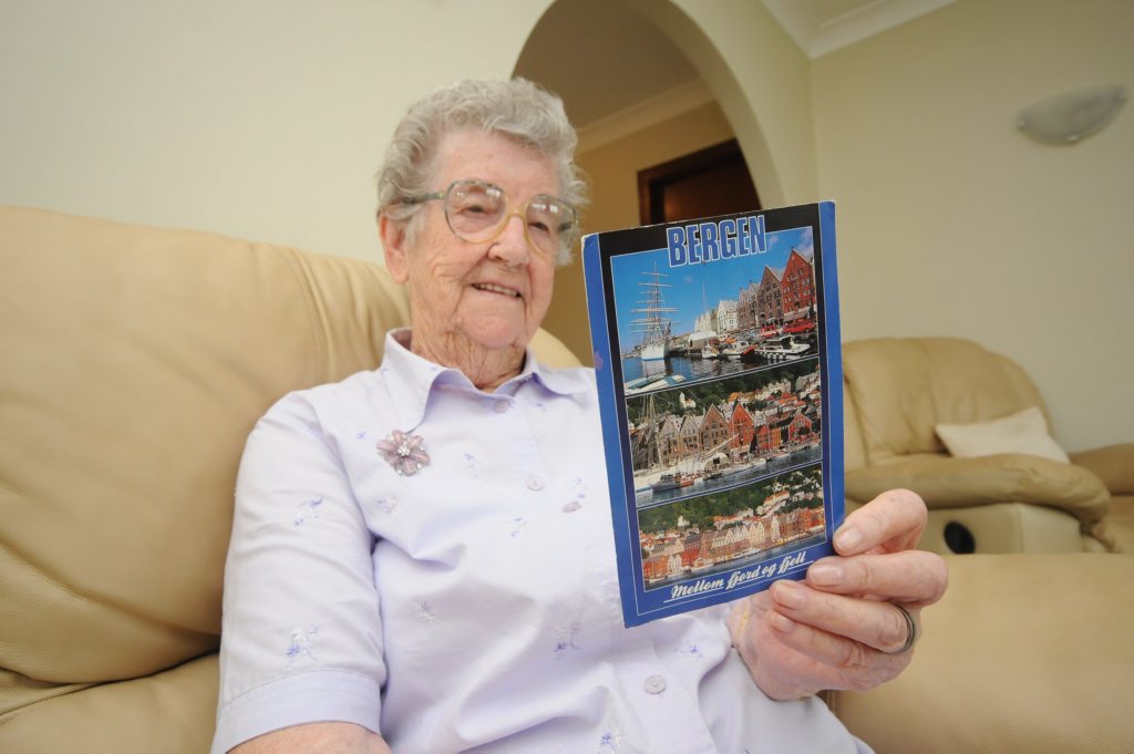 Last Friday, Eileen Parry of Ballina received this postcard from Norway which was sent in 1987 by her daughter-in-law, Pauline. Doug Eaton
Last Friday, Eileen Parry of Ballina received this postcard from Norway which was sent in 1987 by her daughter-in-law, Pauline. Doug Eaton