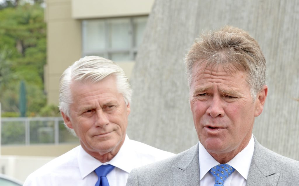 Geoff Provest with Deputy Premier Andrew Stoner on the New South Wales/Queensland border. Geoff Provest with Deputy Premier Andrew Stoner on the New South Wales/Queensland border.