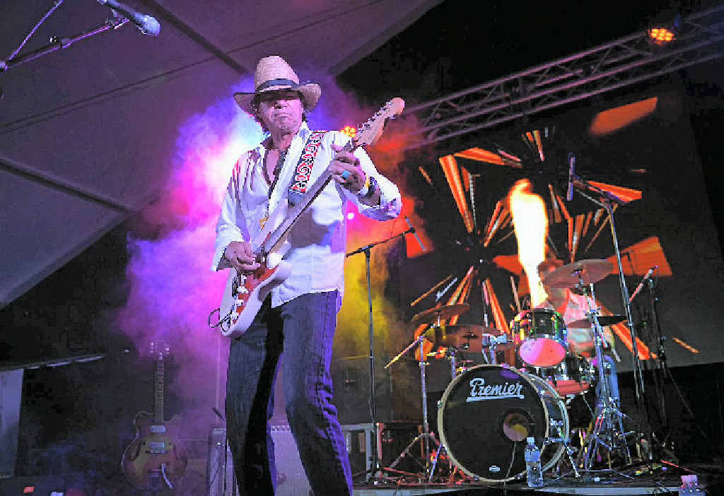 JOIN THE FUN: The Hipshooters at last year’s Agnes Water Blues and Roots Festival. JOIN THE FUN: The Hipshooters at last year’s Agnes Water Blues and Roots Festival.