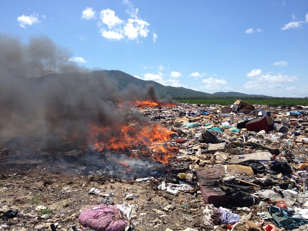 Lakes Creek Road Landfill reopened as fire smoulders Lakes Creek Road Landfill reopened as fire smoulders