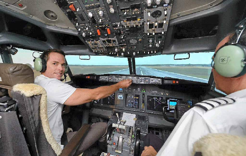 ATTENTION PLEASE: Flight Centre “Captain” Richard Klinge has been a regular visitor to Flightsim Aviation Simulator centre, Noosaville. ATTENTION PLEASE: Flight Centre “Captain” Richard Klinge has been a regular visitor to Flightsim Aviation Simulator centre, Noosaville.