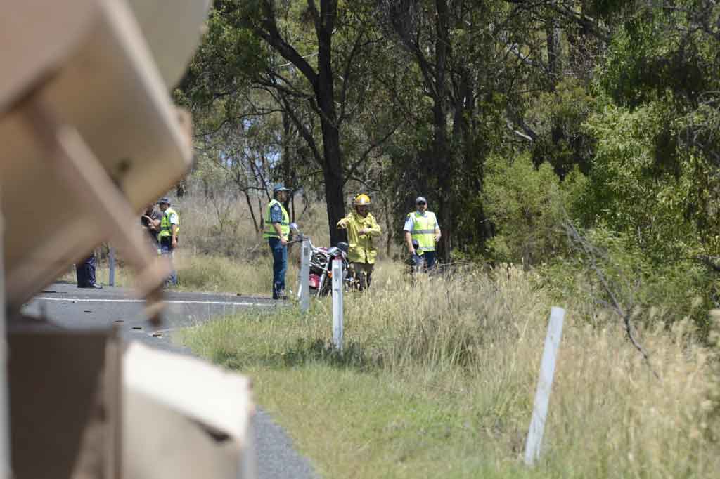 Emergency services at the scene of a serious traffic crash near Clifton, south of Toowoomba. Emergency services at the scene of a serious traffic crash near Clifton, south of Toowoomba.