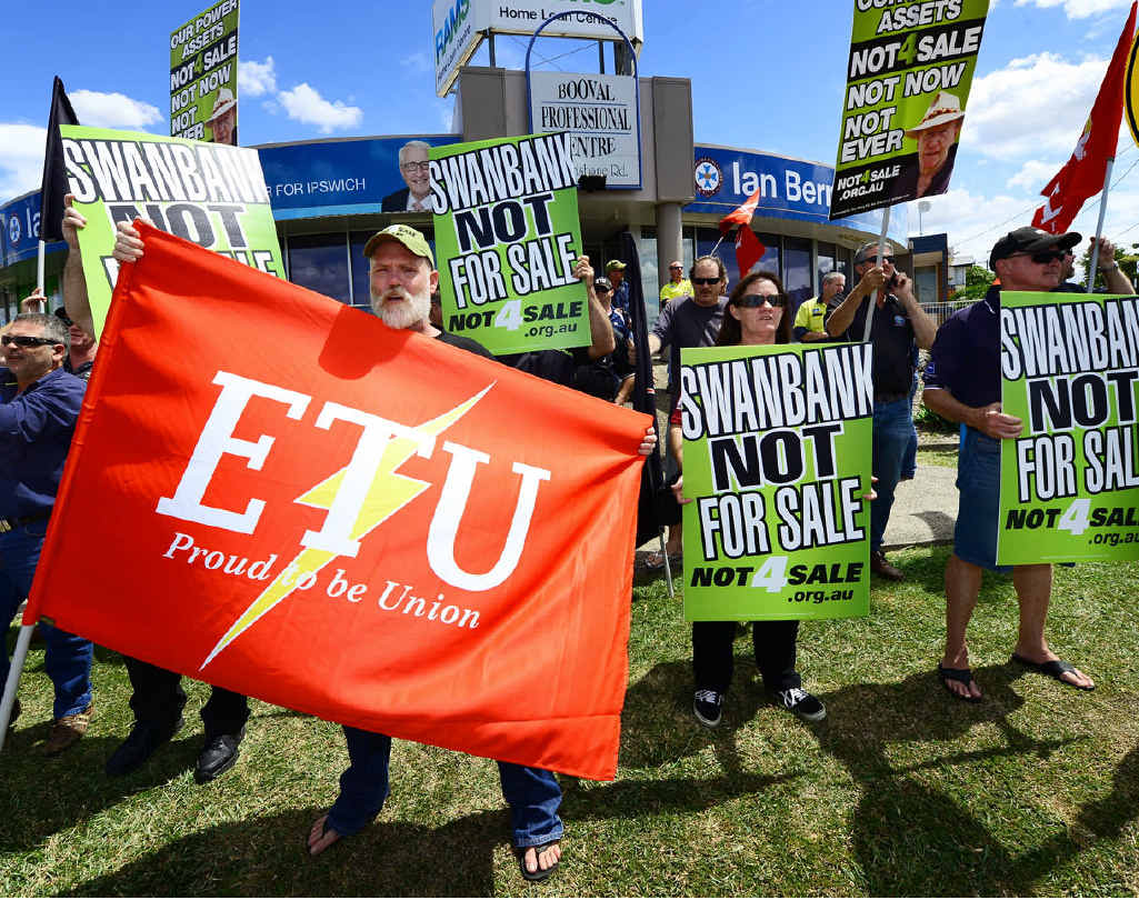 ANGRY WORKERS: The ETU rally in support of Swanbank workers outside MP Ian Berry’s office. ANGRY WORKERS: The ETU rally in support of Swanbank workers outside MP Ian Berry’s office.