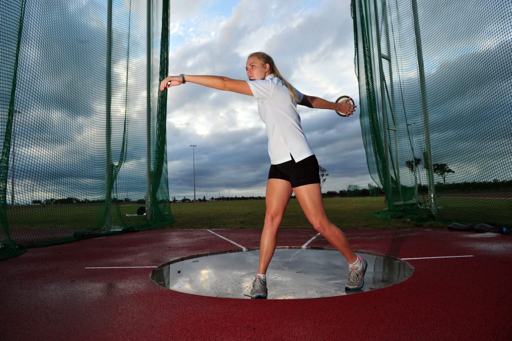 GREAT THROW: Taryn Gollshewsky threw a B qualifier for the Commonwealth Games at the QLD Athletics Championships. Photo: Max Fleet / NewsMail GREAT THROW: Taryn Gollshewsky threw a B qualifier for the Commonwealth Games at the QLD Athletics Championships. Photo: Max Fleet / NewsMail