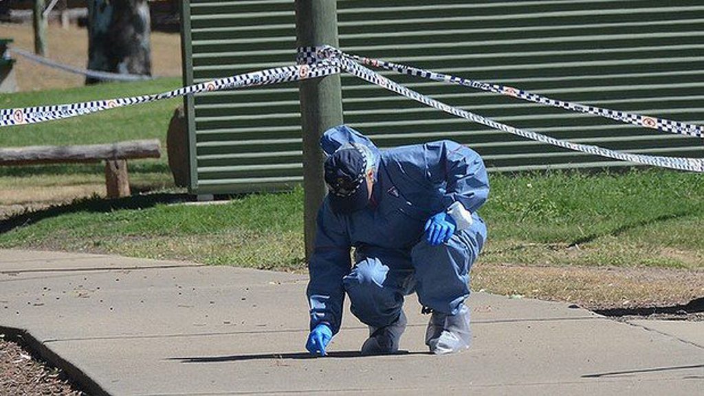Police search on the Macintyre River levee bank. Photo Goondiwindi Argus Police search on the Macintyre River levee bank. Photo Goondiwindi Argus