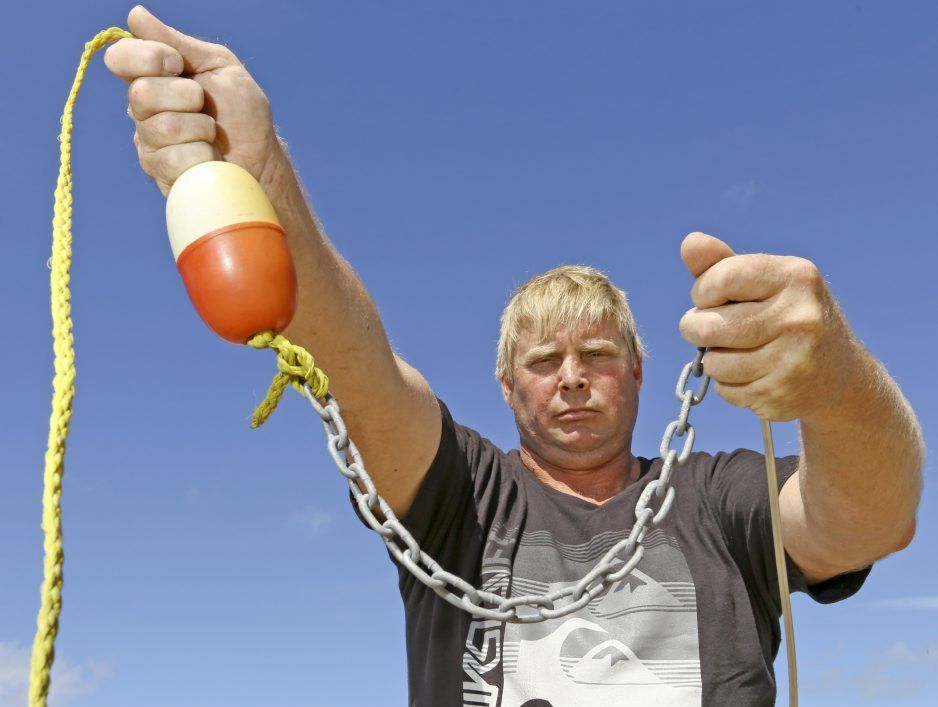 Save Our Sharks activist Andrew Archer wants an alternative to drum line baits. Save Our Sharks activist Andrew Archer wants an alternative to drum line baits.