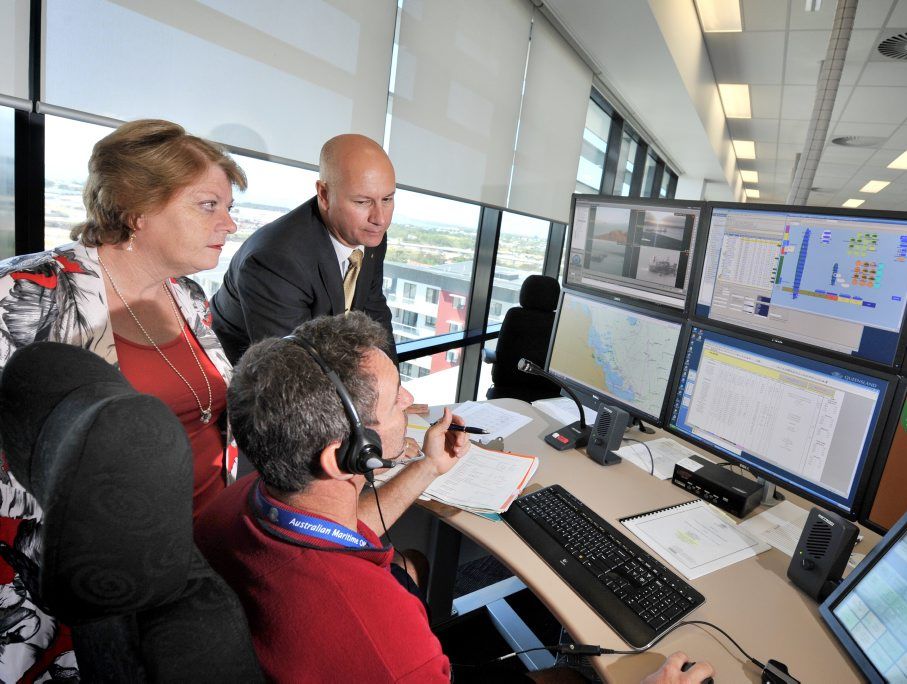 TRACKING: Vessel Traffic Service Officer Mark Newberry shows off the new tracking system to Gladstone MP Liz Cunningham and Assistant Minister for Public Transport Steve Minnikin. TRACKING: Vessel Traffic Service Officer Mark Newberry shows off the new tracking system to Gladstone MP Liz Cunningham and Assistant Minister for Public Transport Steve Minnikin.