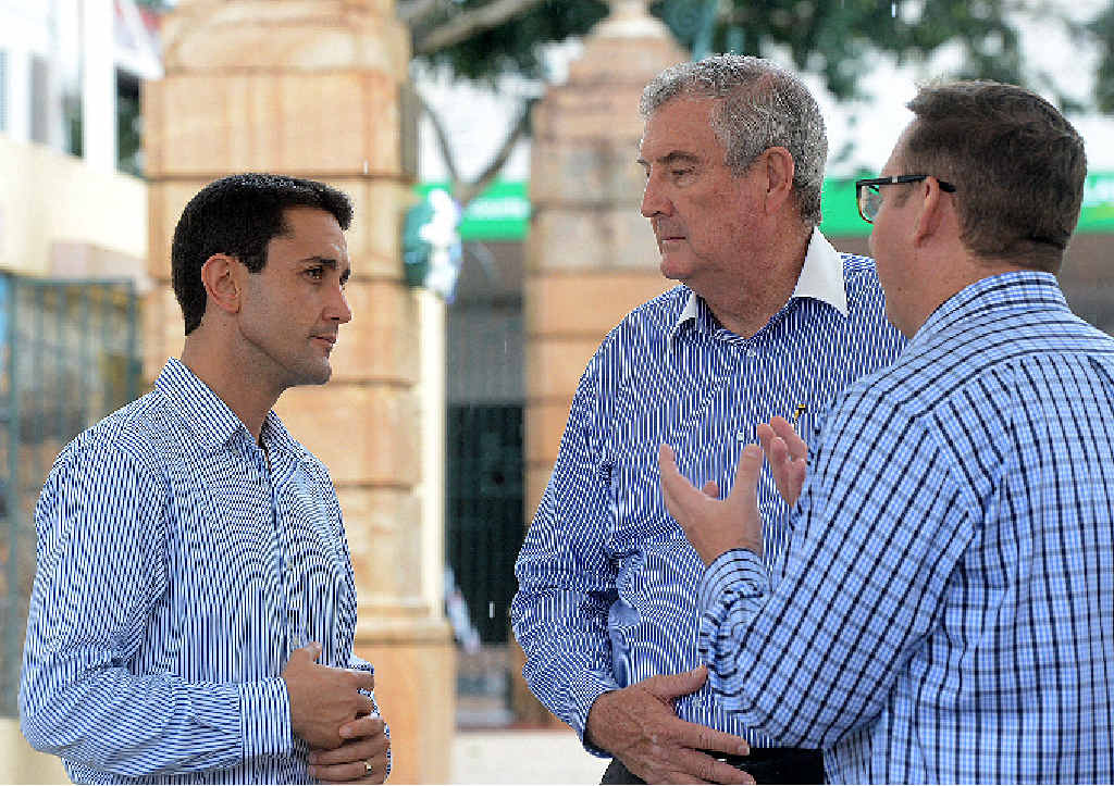 FLOOD TALK: Local Government, Community Recovery and Resilience Minister David Crisafulli, Gympie mayor Ron Dyne and Member for Gympie David Gibson talk flood mitigation in Mary St. FLOOD TALK: Local Government, Community Recovery and Resilience Minister David Crisafulli, Gympie mayor Ron Dyne and Member for Gympie David Gibson talk flood mitigation in Mary St.