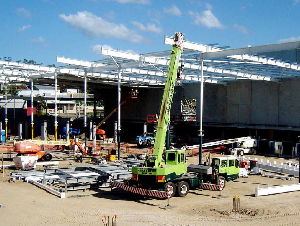 GOING AHEAD: Construction works at the site of Bunnings Warehouse on Brisbane St, West Ipswich, are making progress. GOING AHEAD: Construction works at the site of Bunnings Warehouse on Brisbane St, West Ipswich, are making progress.